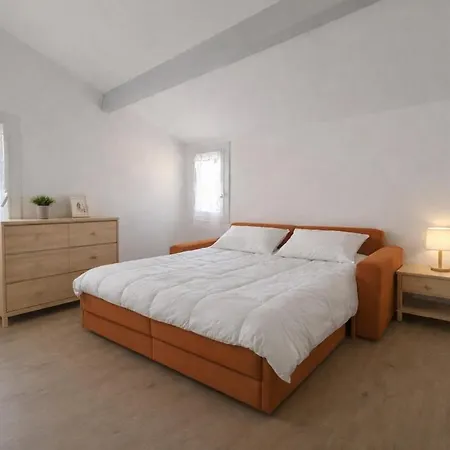 Belle Avec Climatisation, Piscine 10 Min Des Plages Et 30 Mètres Du Massif De La Clape Casa vacanze *
