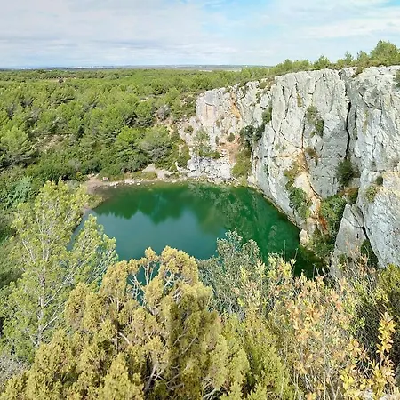 Belle Avec Climatisation, Piscine 10 Min Des Plages Et 30 Mètres Du Massif De La Clape