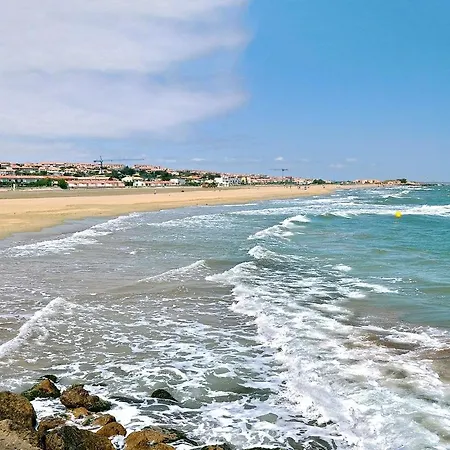 Belle Avec Climatisation, Piscine 10 Min Des Plages Et 30 Metres Du Massif De La Clape بيت للعطل